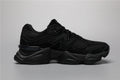Elegante schwarze New Balance 9060 Sneakers für jeden Anlass.