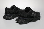 Elegante schwarze New Balance 9060 Sneakers für jeden Anlass. 5