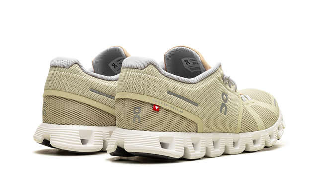 On Running Cloud 5 WMNS Sneaker in Haze und Sand für Damen. 3