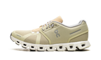 On Running Cloud 5 WMNS Sneaker in Haze und Sand für Damen. 7