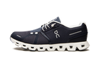 On Running Cloud 5 Sneaker in modernem Design 7
