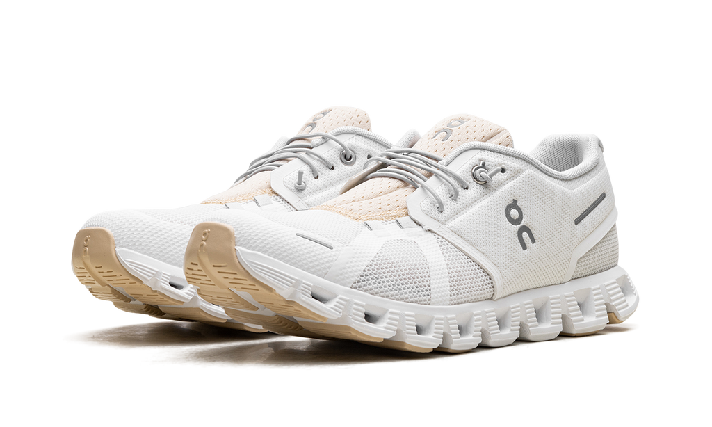 On Running Cloud 5 Push in Ivory Savannah, eleganter Laufschuh für Komfort und Agilität. 2