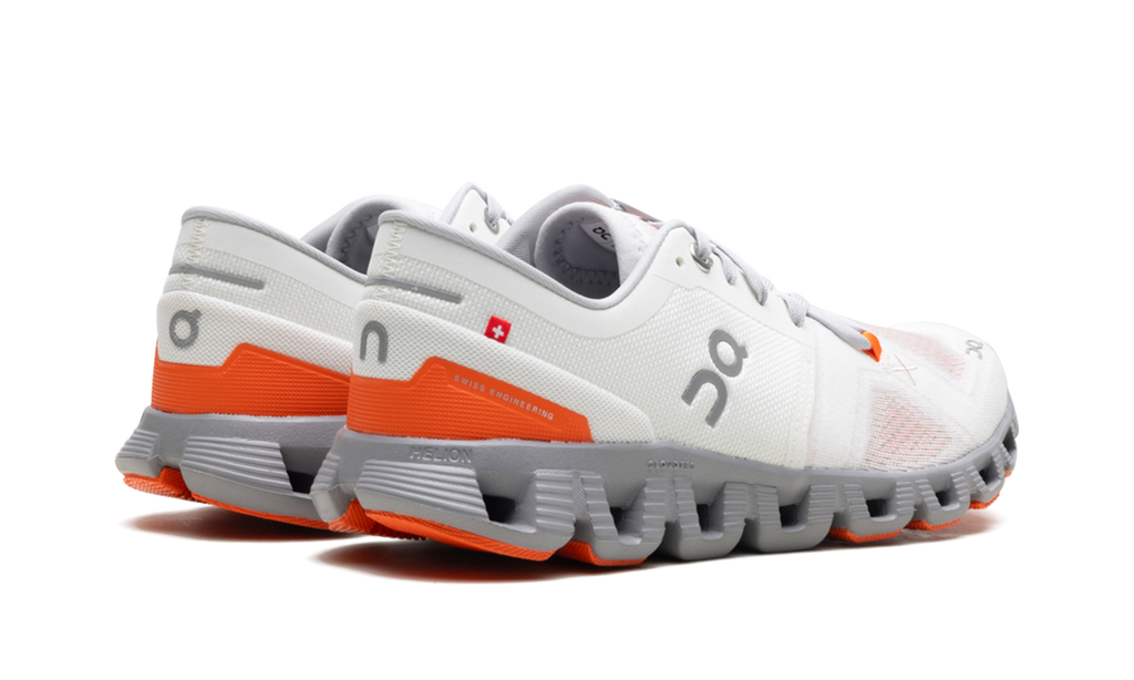 On Running Cloud X 3 in modernem Design für anspruchsvolle Workouts. 3