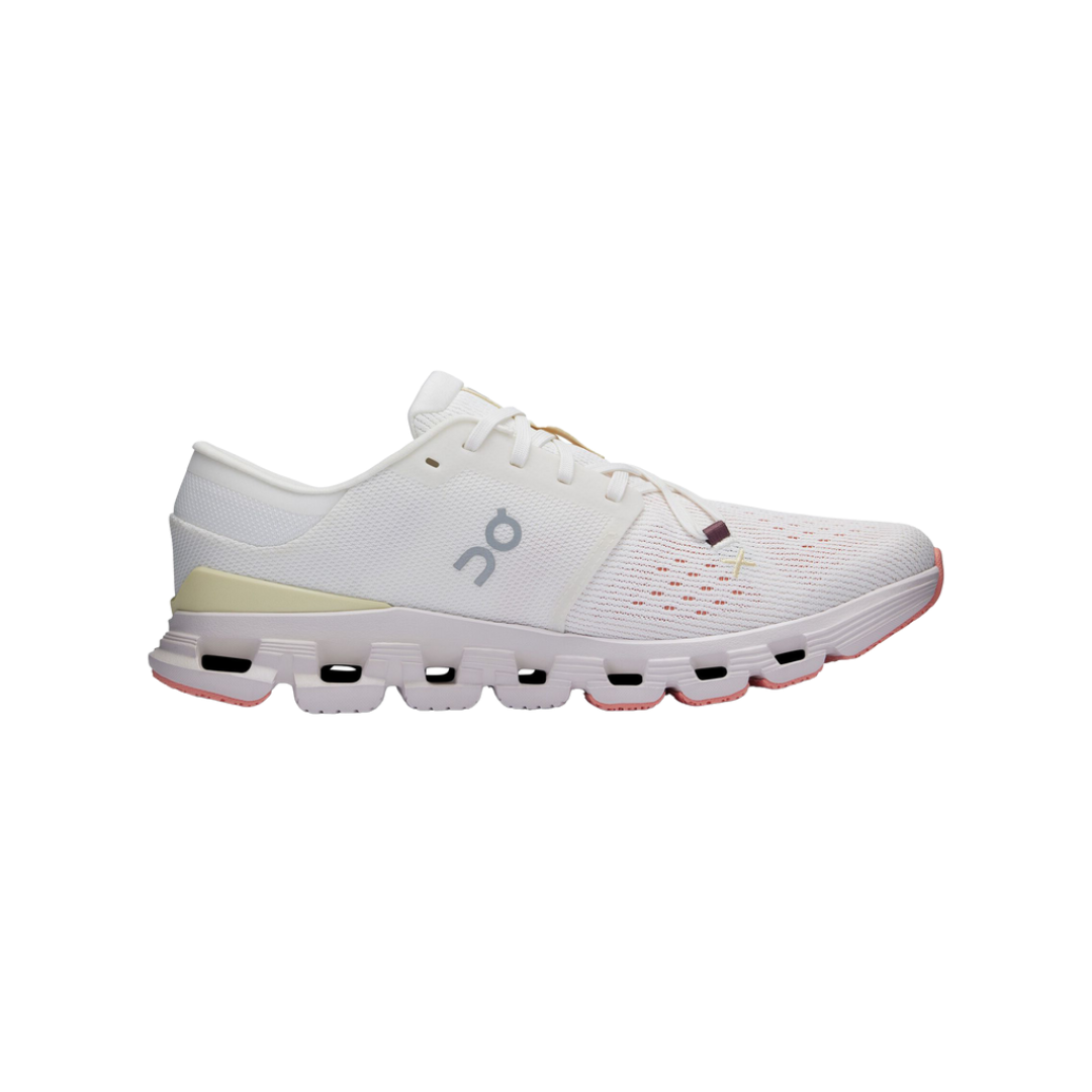 On Running Cloud X 4 in Ivory Sand für Damen.