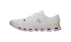 On Running Cloud X 4 in Ivory Sand für Damen. 2