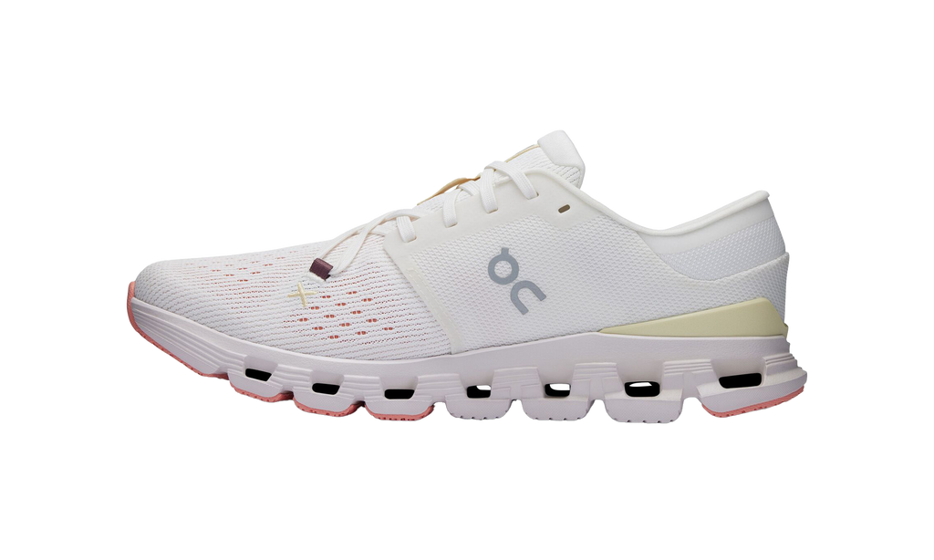 On Running Cloud X 4 in Ivory Sand für Damen. 2