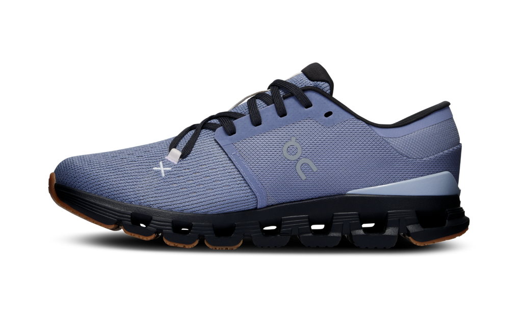 On Running Cloud X 4 Feder Schwarz Sneaker für dynamisches Training und Alltag. 2