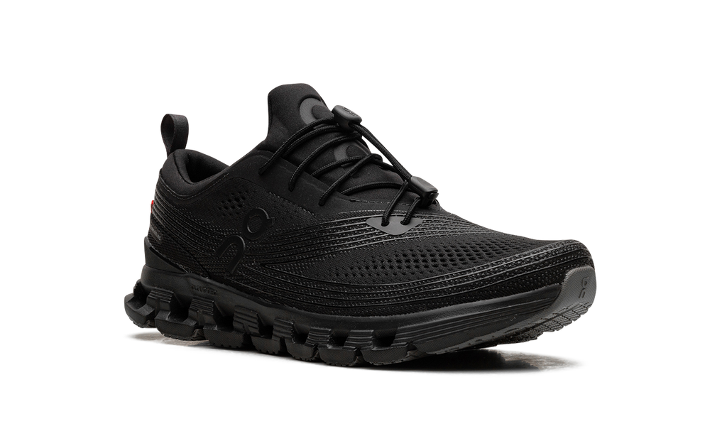 On Running Cloud X Z5 Damensneaker in All Black für Sport und Training. 5