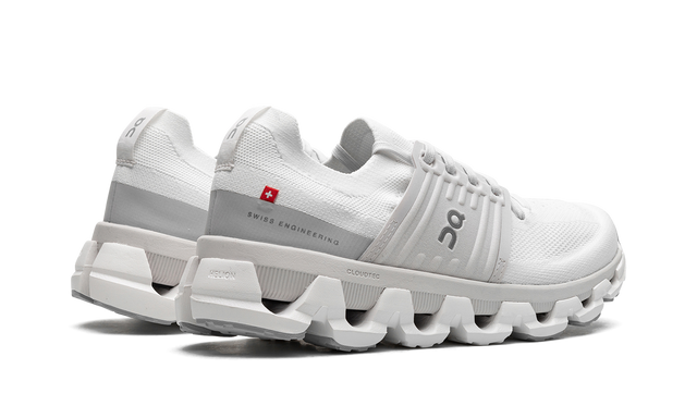 On Running Cloudswift 3 in elegantem Weiß Frost für Frauen. 3