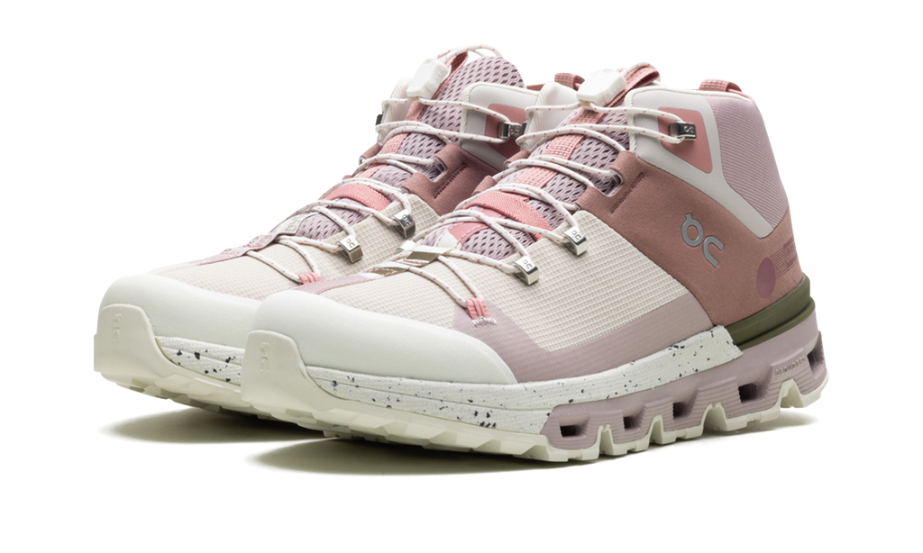 On Running Cloudtrax Sneaker in Rosa und Elfenbein 2