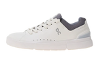 On Running The Roger Advantage in Weiß Fossil mit eleganten Details. 2