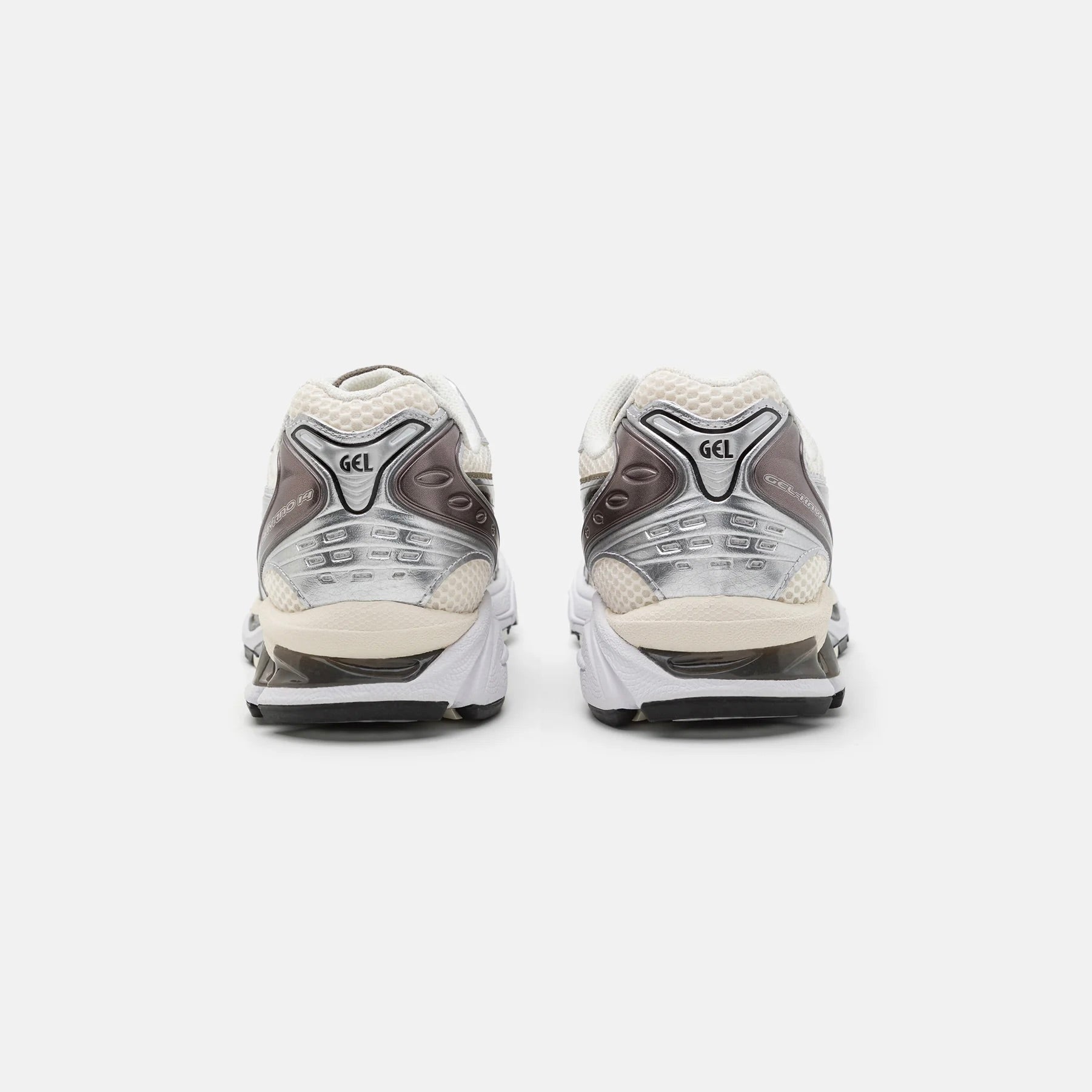 ASICS Gel-Kayano 14 Sneakers in Creme Schwarz Metallic Pflaume 3