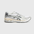 ASICS Gel-Kayano 14 Weiße Sneakers für sportlichen Komfort und Stil.
