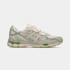 ASICS Gel-NYC Cream Fossil Sneakers in Creme und Fossil