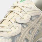 ASICS Gel-NYC Cream Fossil Sneakers in Creme und Fossil 6