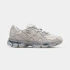 Asics GEL-NYC Creme Grau elegante Sneakers für sportlichen Stil.