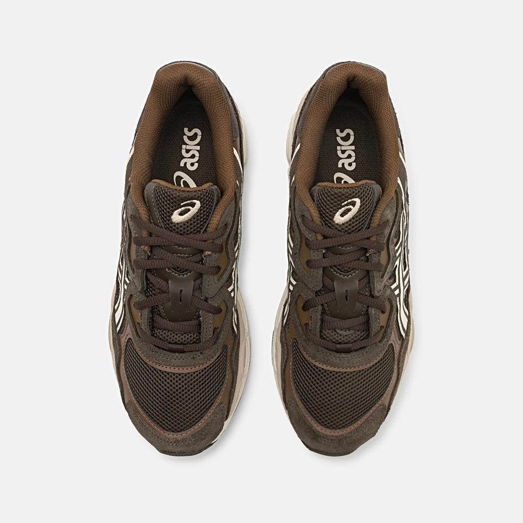 ASICS Gel-NYC Black Coffee Sneakers in elegantem Design. 3