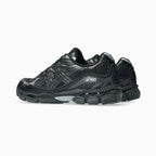 ASICS Gel-NYC Sneakers in Schwarz, sportlich und komfortabel. 3