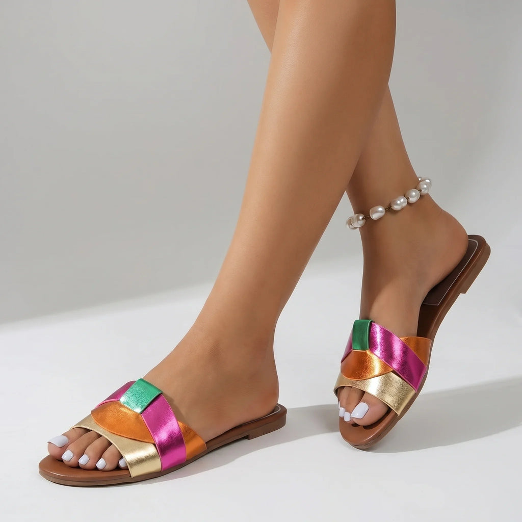 Elegante flache Slip On Sandalen für Frauen in verschiedenen Farben.