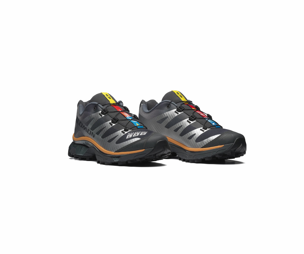 XT-4 OG Sneakers in tiefem Lichen, Grau und Orange. 2