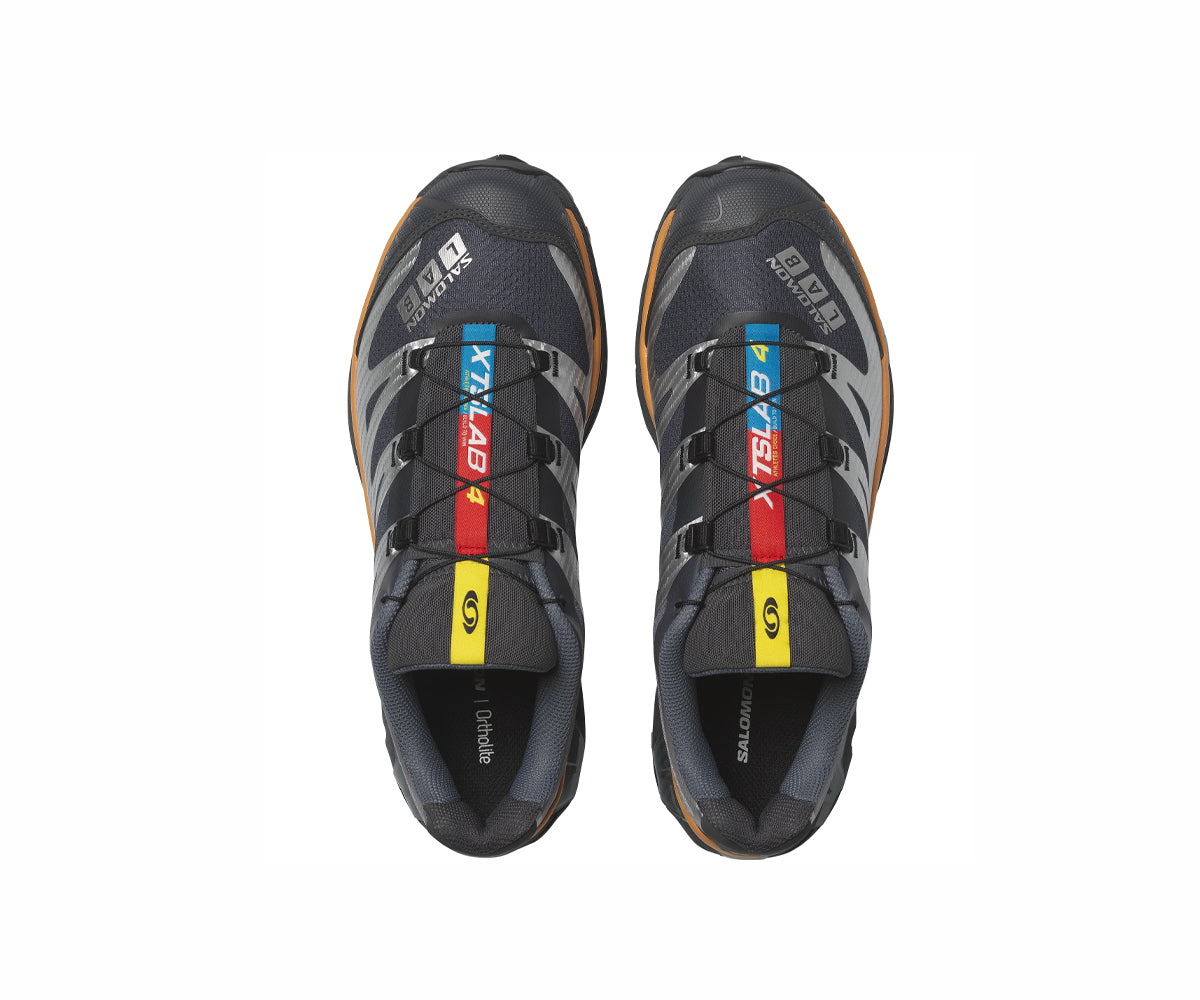 XT-4 OG Sneakers in tiefem Lichen, Grau und Orange. 3