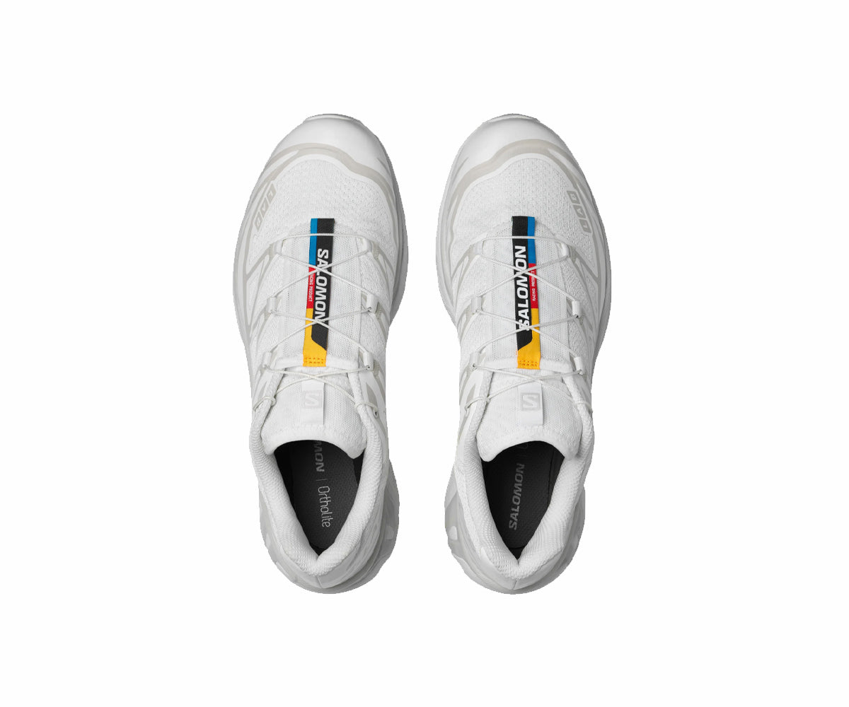 Salomon XT-6 Sneakers in Weiß und Lunar Rock für Damen. 3