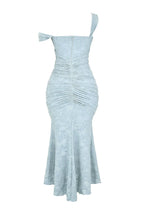 Marke Abendkleid mit Spitzen-Design und asymmetrischem Saum — Image 15