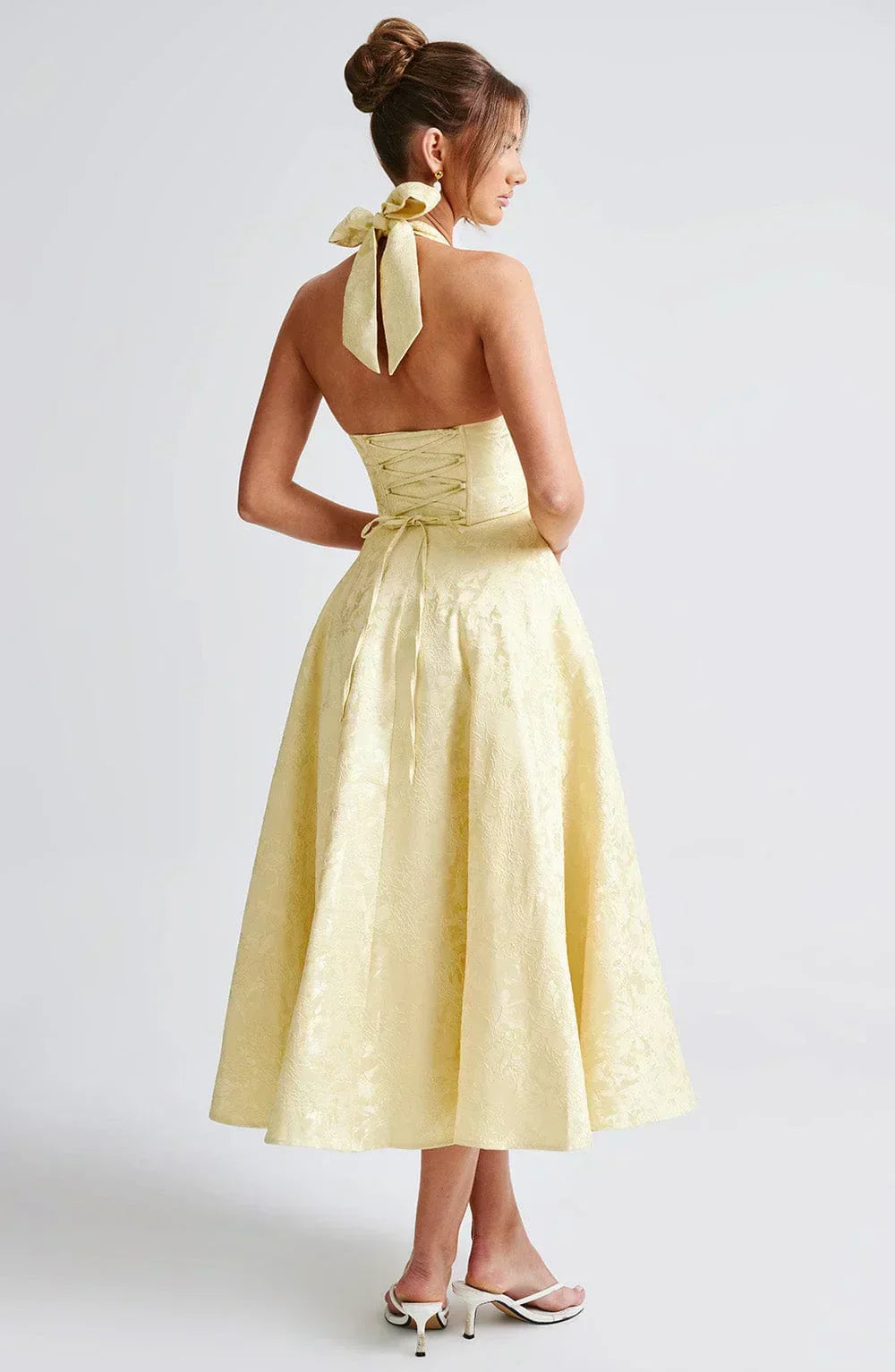 Marke Cocktailkleid mit Neckholder und floraler Spitze, Midi-Länge — Image 8