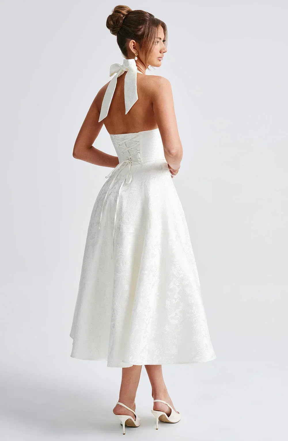 Marke Cocktailkleid mit Neckholder und floraler Spitze, Midi-Länge — Image 17