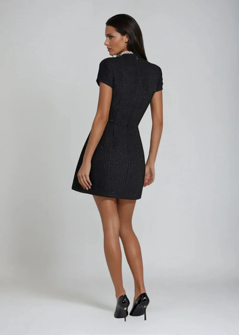 Marke Damenkleid mit Perlendetails und kurzen Ärmeln, figurbetontes Design — Image 4