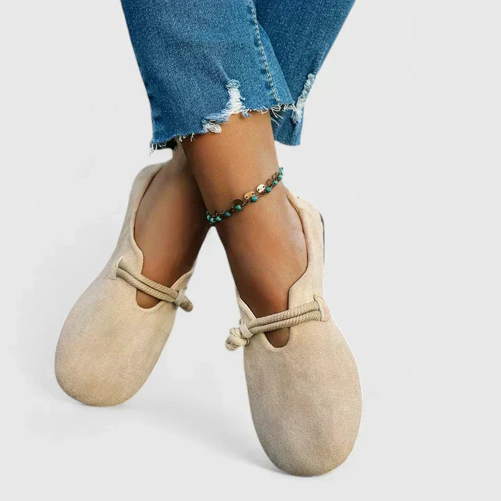 Velora Freizeitschuhe in Beige und Schwarz — Image 5