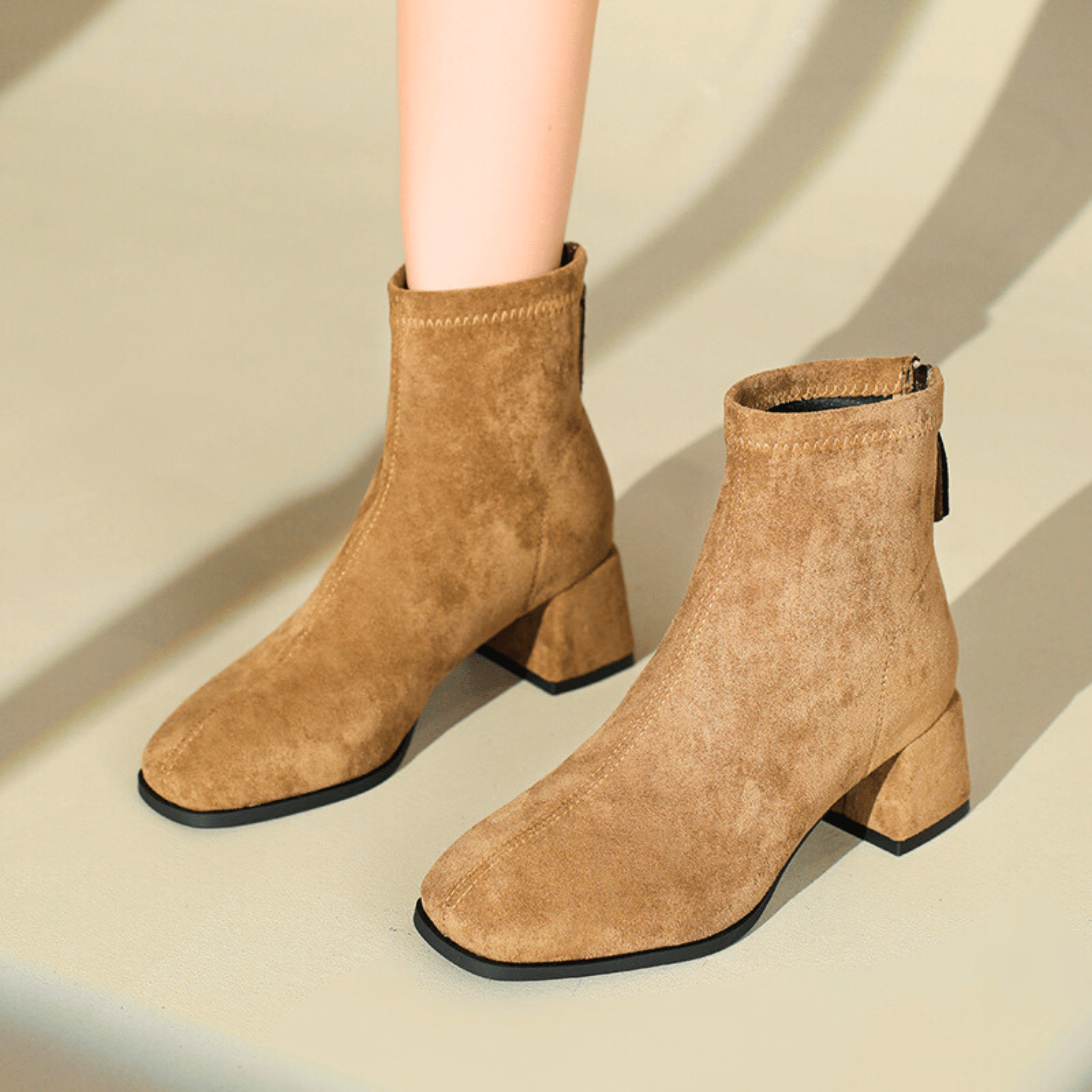 Damen Stiefeletten Wildlederoptik Blockabsatz Reißverschluss Braun Schwarz Beige — Image 8